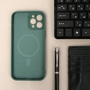 Чехол LuazON для iPhone 12 Pro Max, поддержка MagSafe, силиконовый, темно-зеленый фотография