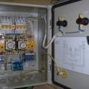 Наладка оборудования электрического шкафа фото