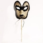 Маска венецианская “Баута“, черная с золотом фото