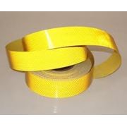 Светоотражающая самооклеющаяся лента, желтая 50м. рулон фото