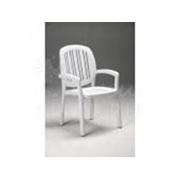 Кресло белое пластиковое уличное PONZA