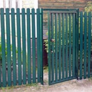 Забор для дачи под ключ из металлического штакетника фото