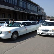 Аренда авто VIP класса Хаммер Н3 (красный), лимузин. фото
