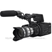 Видеокамера Sony NEX-FS100PK KIT 18-200MM фото