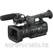 Профессиональные видеокамеры Sony HXR-NX5E фотография