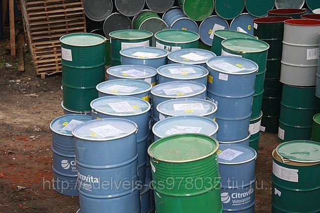 Продаем бочки б/у металлические 200 л в комплекте (крышка и хомут) в ...