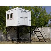 Пост охраны на подставке постаменте