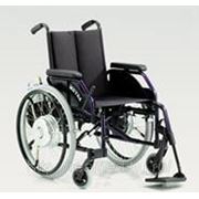 Кресло-коляска для инвалидов с электроприводом «Servomatic» фото