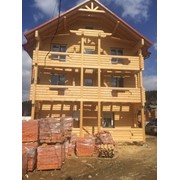 БУДІВНИЦТВО ДЕРЕВ'ЯНИХ БУДИНКІВ, РЕСТОРАННИХ КОМПЛЕКСІВ, БАНЬ, АЛЬТАНОК З ОЦИЛИНДРОВАНОГО,КВАДРАТНОГО БРУСУ. НЕДОРОГО!!!!!! фото