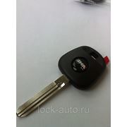Ключ с чипом Toyota Avensis Corolla (JMA) фотография