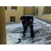 Уборка крыш от снега, сосулек и наледи, Санкт-Петербург, пригороды, Ленобласть фото