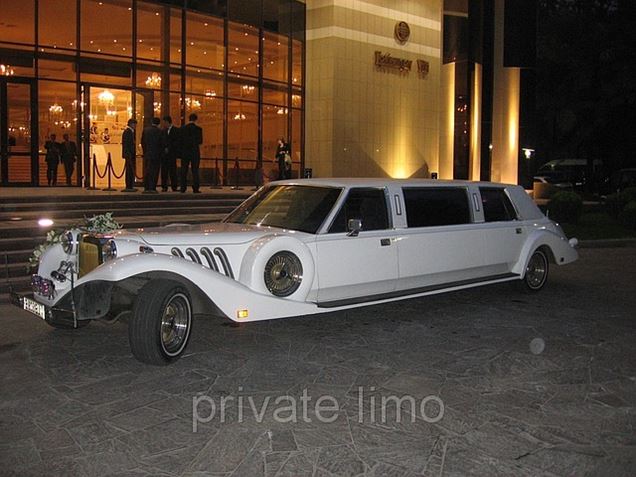 Lincoln Town car Limousine 1988