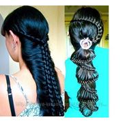 Плетение кос (жгуты) фотография