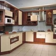 Кухня коричнево-бежевая фото