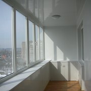 Остекление балконов и лоджий фотография