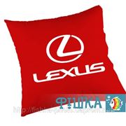 Подушка с логотипом Lexus фотография