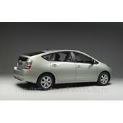 Установим автосигнализацию на Toyota Prius фото