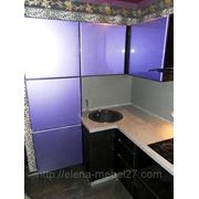 Кухня черно-фиолетовая