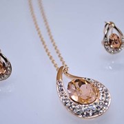 Бижутерия с кристаллами Swarovski (Сваровски) Набор 141 фотография