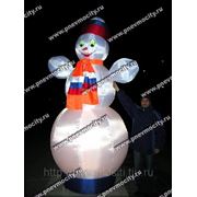 Надувная новогодняя фигура. Снеговик с подсветкой фото