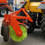Оборудование щеточное на трактор МТЗ (МТЗ-80, МТЗ-82), ЛТЗ фото