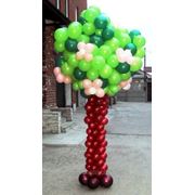 Дерево из шаров - элемент оформления детского праздника