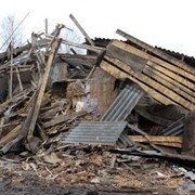 Демонтаж домов, разборка строений фото