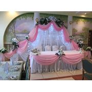 Украшение зала на свадьбу в розовом цвете