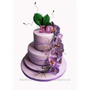 Юбилейный торт “Сиреневый фаленопсис“, 4,5 кг фотография