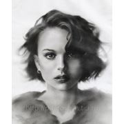 Портрет с фотографии чёрно-белый.Техника сухая кисть