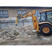 Снос, разборка дома, стен. Демонтировать дом. Развалить сарай постройки Киев. фотография