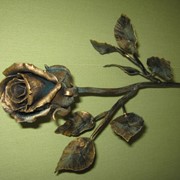 Розы кованые фотография