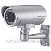 Уличная цветная камера EZ 430 с вариофокальным объективом 2,9-10мм. фотография