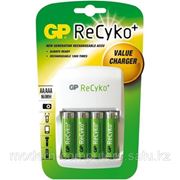 Зарядное устройство GP ReCyko AR01GS210BLL-2CR4 + 4x210AAH for 4xAA/AAA, NiMH, Заряд 10 часов фото