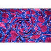 Плательно - блузочная ткань “ Красные цветы“ фото