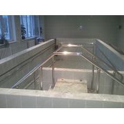 Перила-поручни-Ограждения,лестницы из нержавеющей стали для бассейна и балконов фото