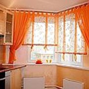 Оранжевые шторы для кухни фото