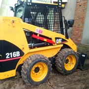 Мини-погрузчик Caterpillar 216B3 фото