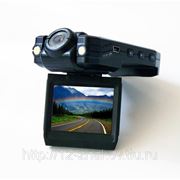 Авто-видеорегистратор с поворотными камерой и экраном. (CARCAM) Designed in Taiwan.