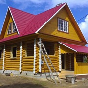 Строительство домов из оцилиндрованного бревна фотография