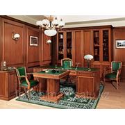 Классический кабинет руководителя "Версаль" - стол письменный