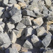 Камень бутовый 300х600. Цена 40 грн. за 1 тонну. фото