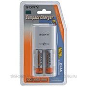 Зарядное устройство Sony COMPACT + 2 AA 2500mAh фотография
