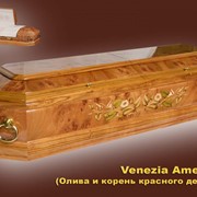 Гроб, модель Venezia America. Двухкрышечный, восьмигранный фото