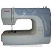 Швейная машина Janome EL532 / 15 операций, петля п/автомат, длина 4мм, классический челнок, цвет: бело-голубой фото
