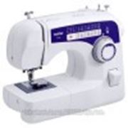 Швейная машина Brother XL-2600 / 25 операций, петля полуавтомат, горизонтальный челнок, цвет: белый/синий фото