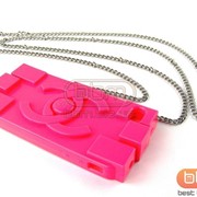 Накладка iPhone 4/4S CHANEL LEGO (гелевый) малиновый 70143 фотография