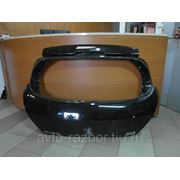 Крышка багажника на Peugeot 308 фото