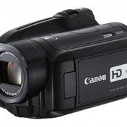 Видеокамера Canon HG 21 фото