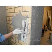 Черновая штукатурка кирпичных стен в Алматы фото